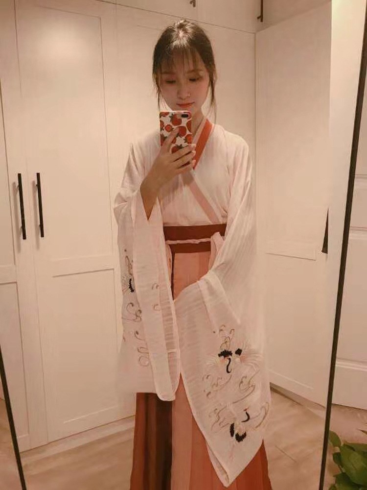 汉尚华莲桃花记女装仙鹤刺绣汉服满451.80元可用230.42元优惠券
