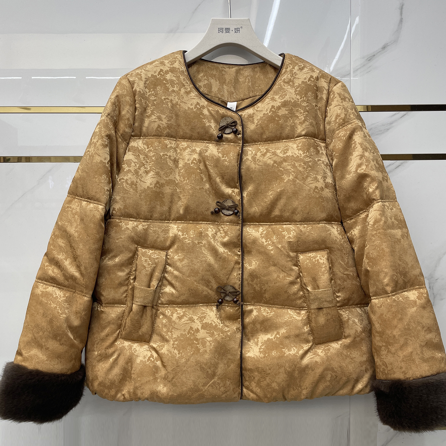 新中式国风棉衣女冬季新款圆领宽松显瘦羊绒棉棉袄保暖外套珂雯妍