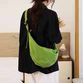仟佰格 原创饺子包女斜挎包轻便大容量百搭文艺日系慵懒风帆布包