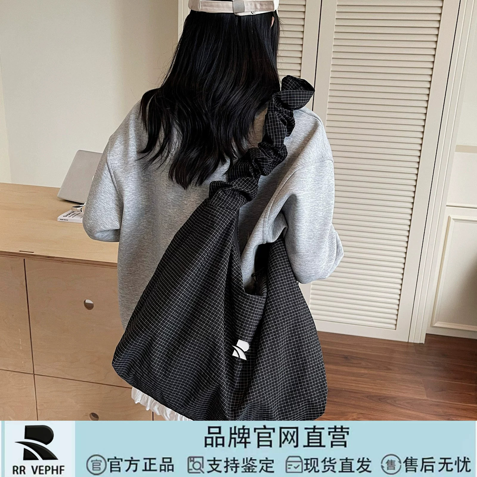 轻便百搭格子帆布包斜挎托特包