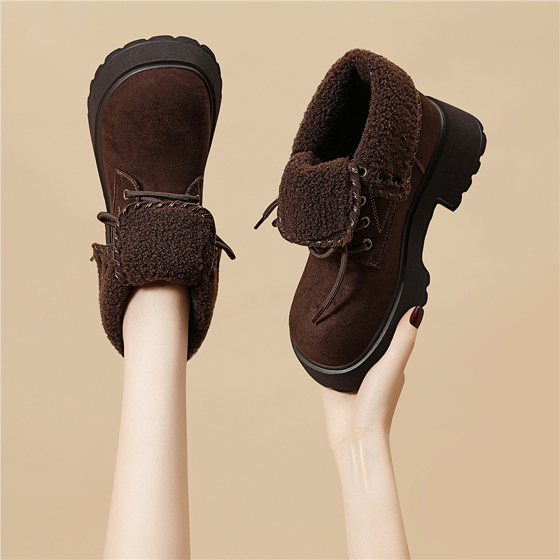 品牌靴子女2025新款爆款