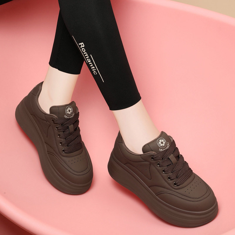 德训鞋女2025新款爆款秋冬厚底松糕运动休闲鞋软底不累脚板鞋