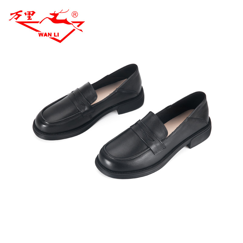 万里新款休闲女鞋英伦风真皮乐福鞋百搭粗跟一脚蹬单鞋BOT2275