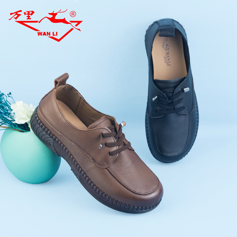 万里休闲单鞋平底圆头牛皮