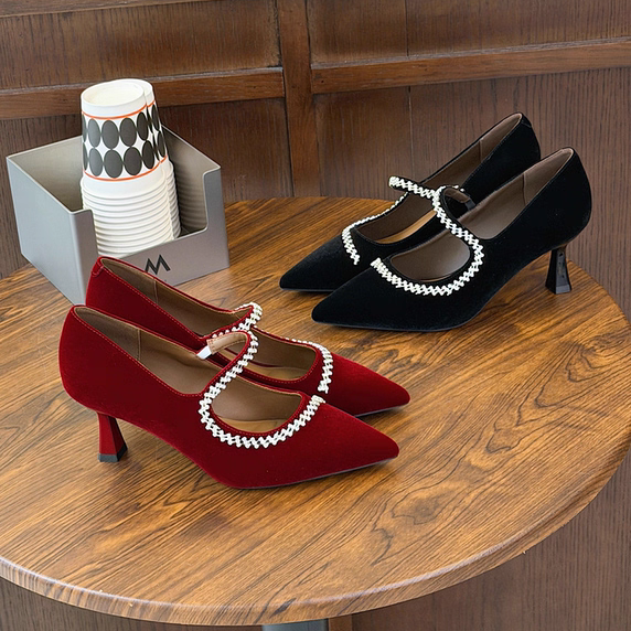 春达2026春秋季新款尖头高跟鞋女气质浅口单鞋一脚蹬宴会细跟婚鞋,女鞋,婚鞋,淘宝优惠券,粉丝福利购,淘宝优惠卷