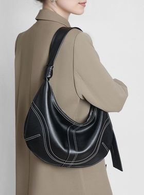 包包斜垮包女新款腋下包韩国小众大容量单肩包通勤真皮女包