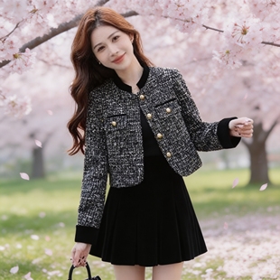 女士短款小香风外套2026新款春秋季小个子名媛气质高级感毛呢上衣