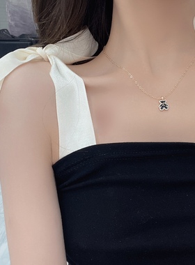短款小熊锁骨链水钻轻奢黑色可爱动物项链简约时尚颈链少女饰品