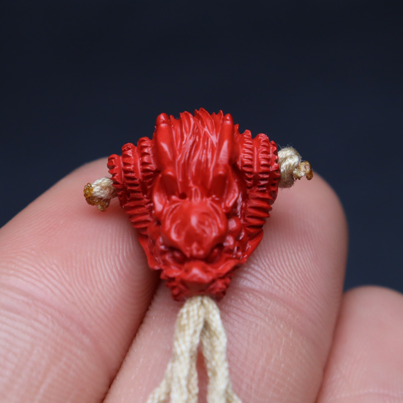 正品天然原矿保真朱砂红砂龙头三通佛头本命年文玩佛珠手串配饰