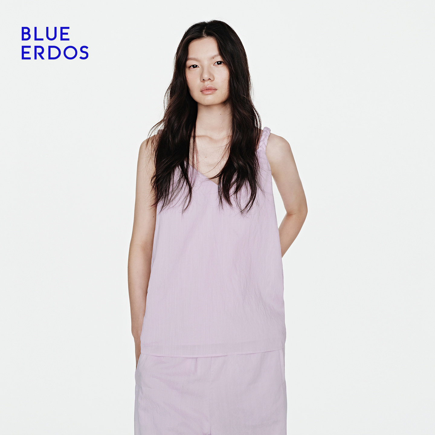 BLUE ERDOS2026夏季新品慵懒风竹节纹理麻花肩带V领吊带背心女