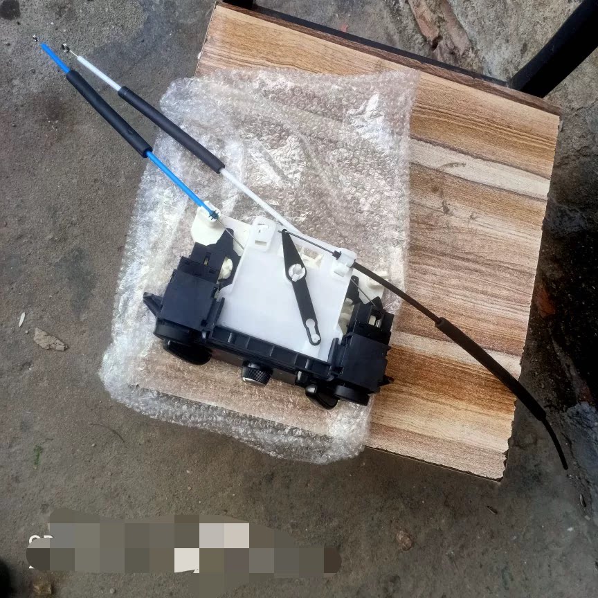 新能源电动汽车江铃e200空调面板控制开关操控器原厂配件