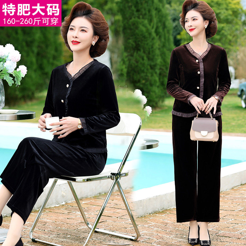 200斤阔太太加大加肥中老年女春季新款运动胖妈妈春秋金丝绒套装