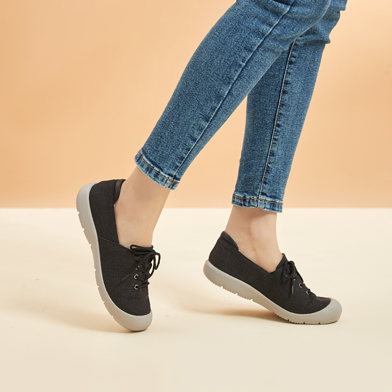 青漫单鞋女休闲妈妈鞋不累脚便利