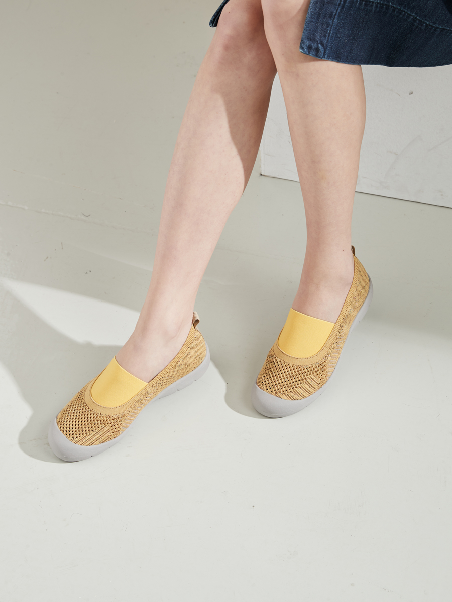 舒适休闲鞋女透气轻便妈妈鞋软底