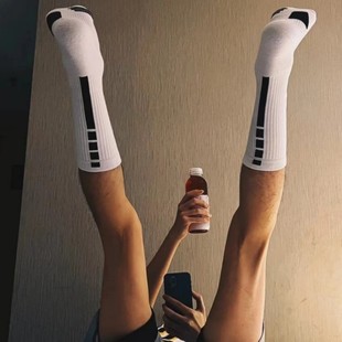 买一送一男生篮球袜防滑毛巾袜运动袜加厚吸汗透气中筒白色袜子