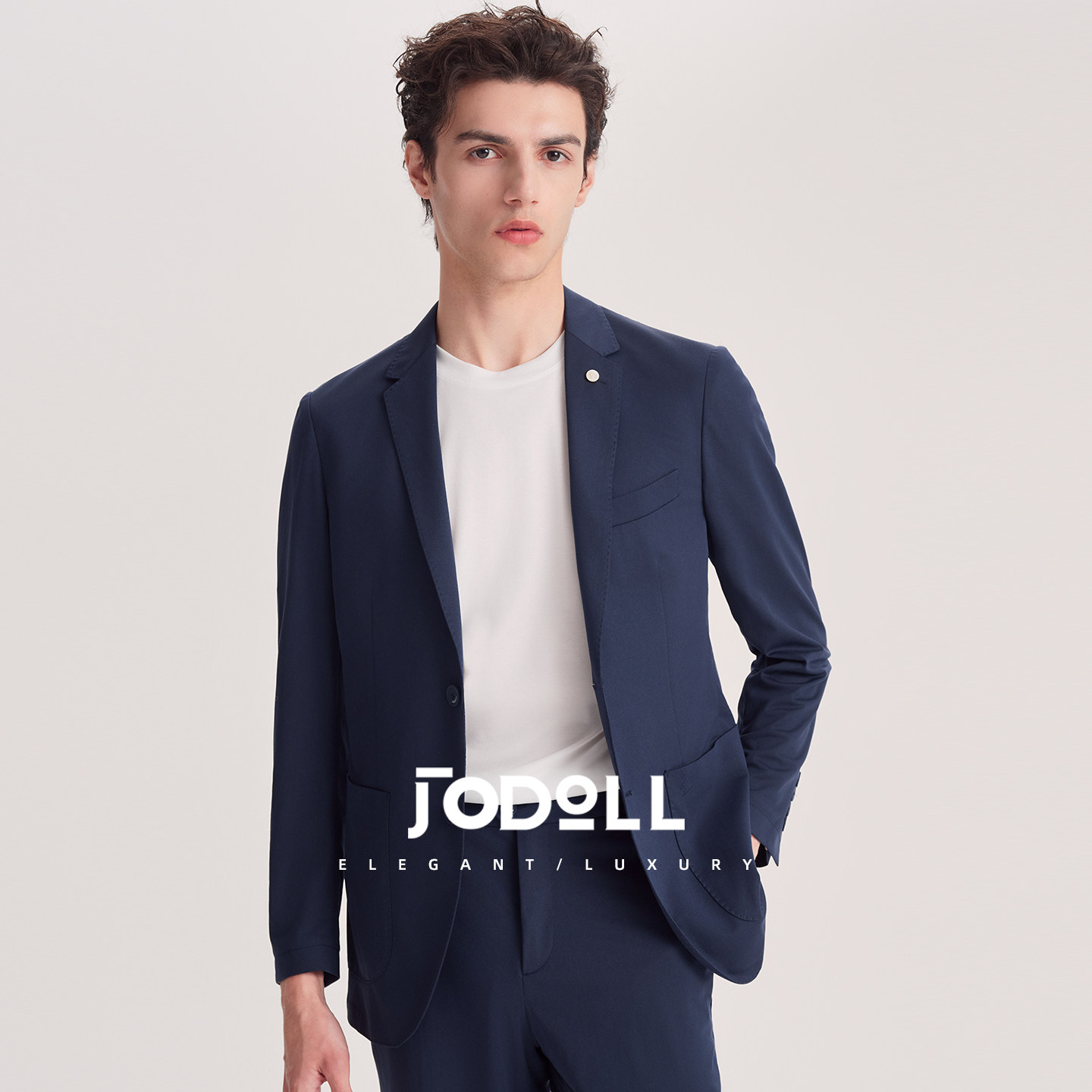 乔顿2025秋冬男士商务休闲弹力修身西服百搭藏青色平驳领小西装
