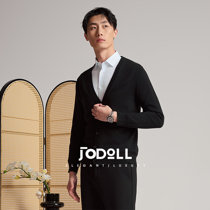 羊毛衫乔顿绵羊毛保暖V领