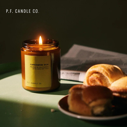 P.F.CANDLECO持久木质香薰蜡烛