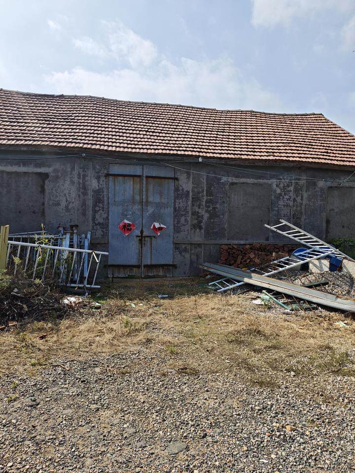 2月25日日照岚山区黄墩镇驻地的不动产、地上附着物及设备一宗网络拍卖公告