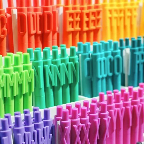 KACO字母笔黑色按动式中性笔