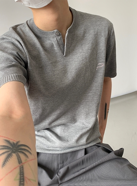 ADCE 极简夏季设计感小众高级感v领刺绣复古简约针织短袖男女同款