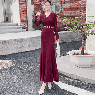 超显身材的性感内搭打底长袖气质显瘦修身包臀鱼尾连衣裙秋冬款女