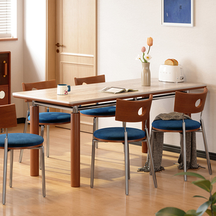 梵创 洞石岩板餐桌长方形中古奶油风小户型家用实木全托板饭桌椅