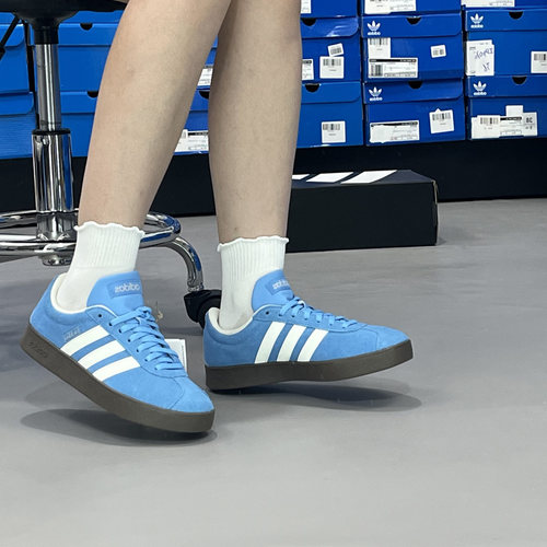 正品Adidas阿迪达斯男女款时尚T头德训鞋耐磨运动休闲板鞋 JS4594