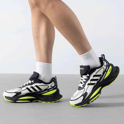 正品Adidas阿迪达斯男女鞋缓震耐磨网面透气运动休闲跑步鞋IH8252
