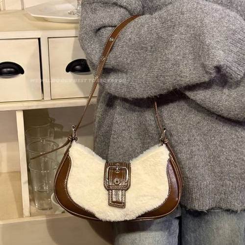 复古百搭羊羔毛手提腋下包新款美式拼接毛绒单肩包甜酷辣妹斜挎包