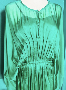 Orna Farho法国制  贵气迷人祖母绿真丝缎