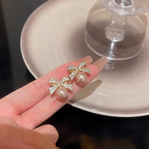 蝴蝶结珍珠耳环轻奢小众超闪耳钉