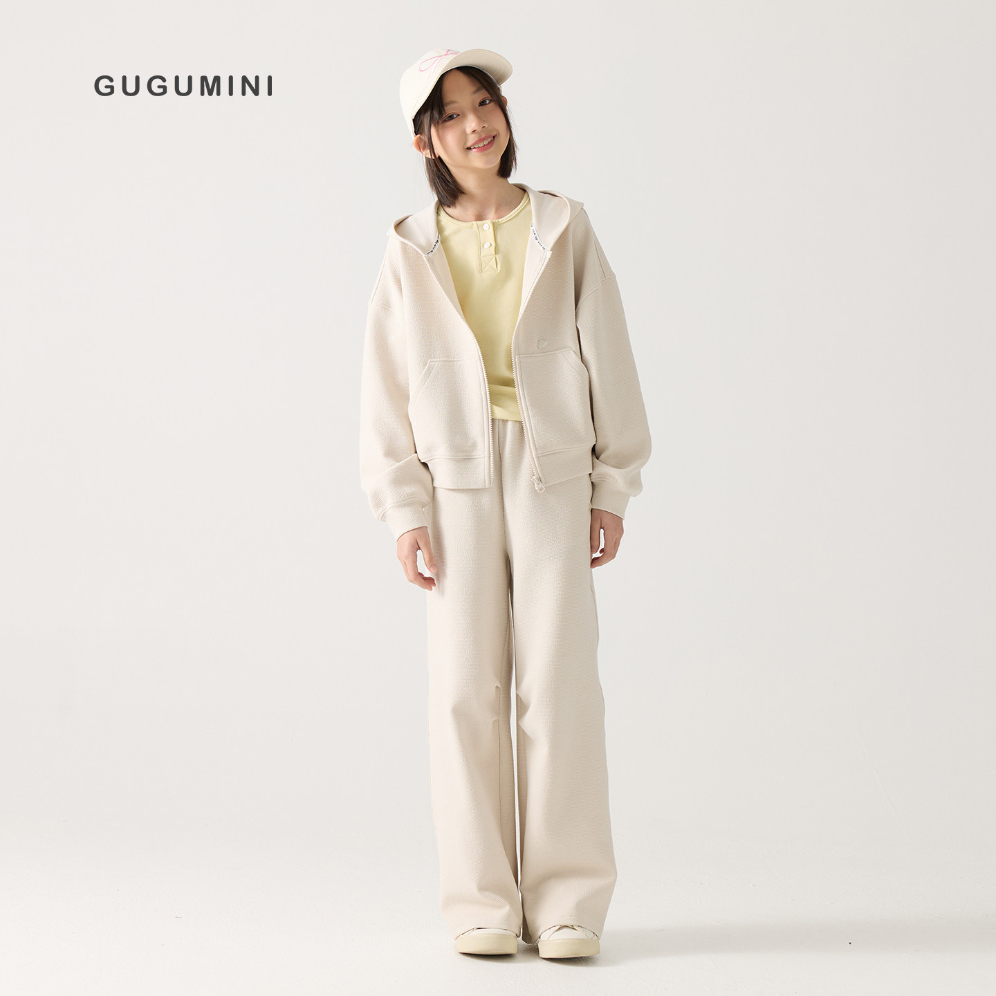 gugumini童装2026春季运动套装图片
