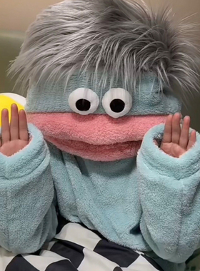 蓝色大嘴怪连体睡衣冬季珊瑚绒加厚搞怪抽象情侣丑鱼一体式家居服