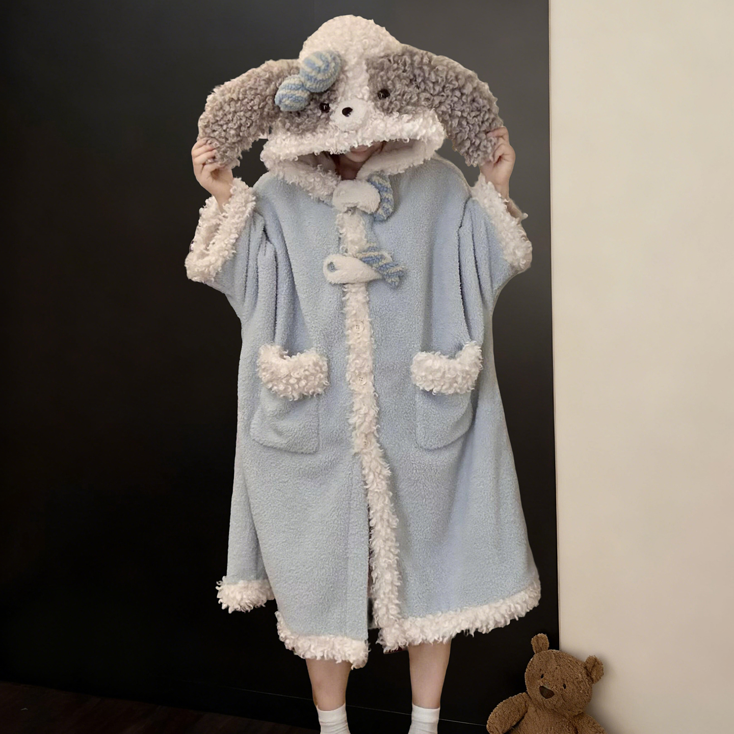 可爱卡通棉花糖小狗连帽珊瑚绒睡袍女冬季新款保暖睡裙家居服睡衣