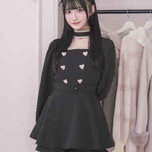 日系甜美少女风爱心扣蕾丝花边领长袖双排扣连衣裙+短裤套装