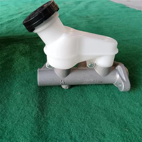 新能源电动汽车总泵三轮车刹车泵四轮电动车刹车泵液压油刹制动泵