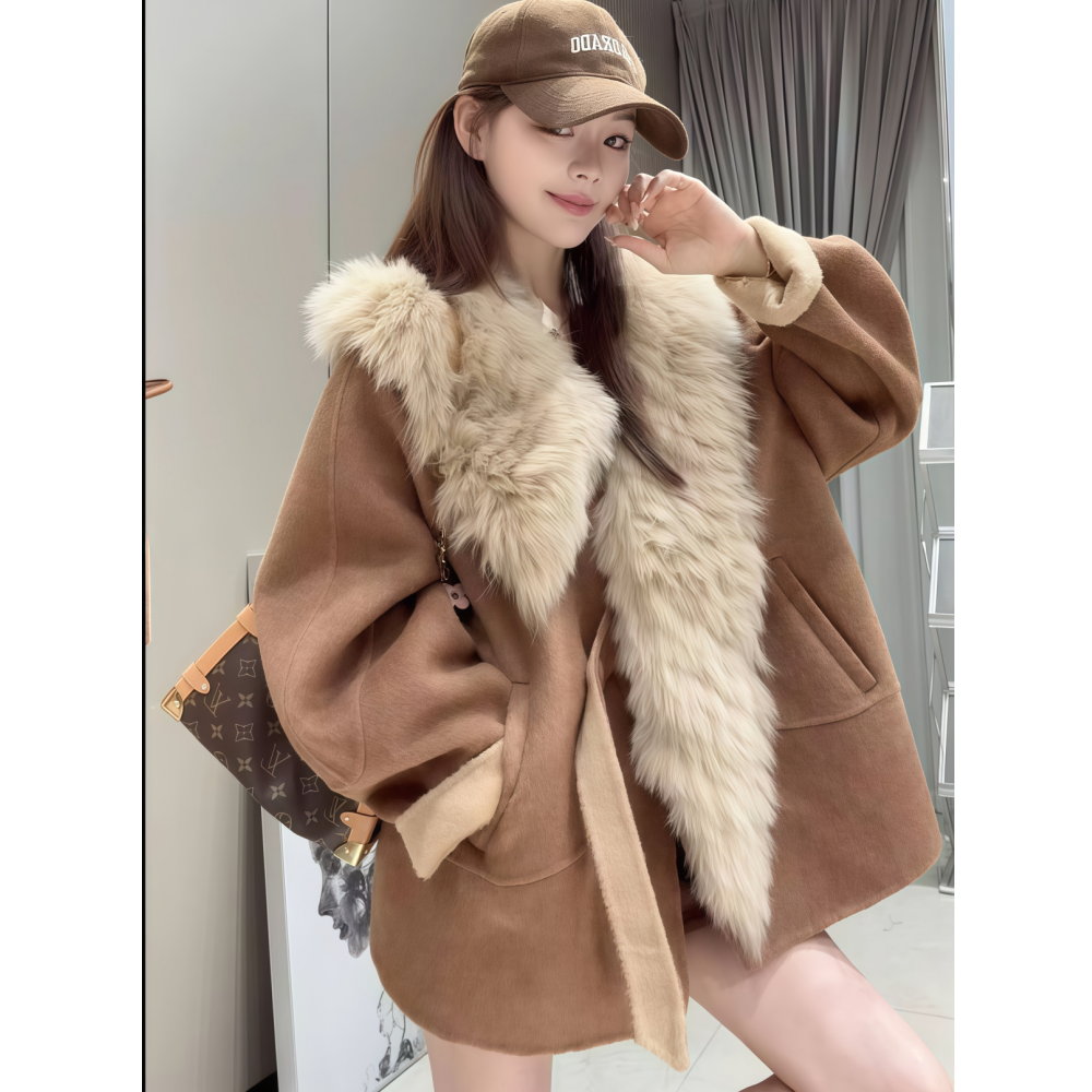 纯色毛毛翻领直筒毛呢大衣外套女