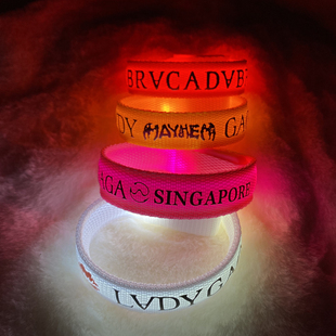 LADY GAGA雷迪嘎嘎新加坡演唱会应援发光手环定制明星周边荧光棒