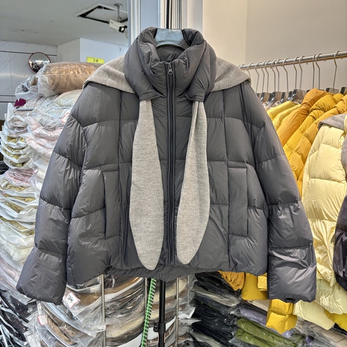 韩系针织围巾加厚羽绒服女短款2025新款90白鸭绒面包服保暖外套冬