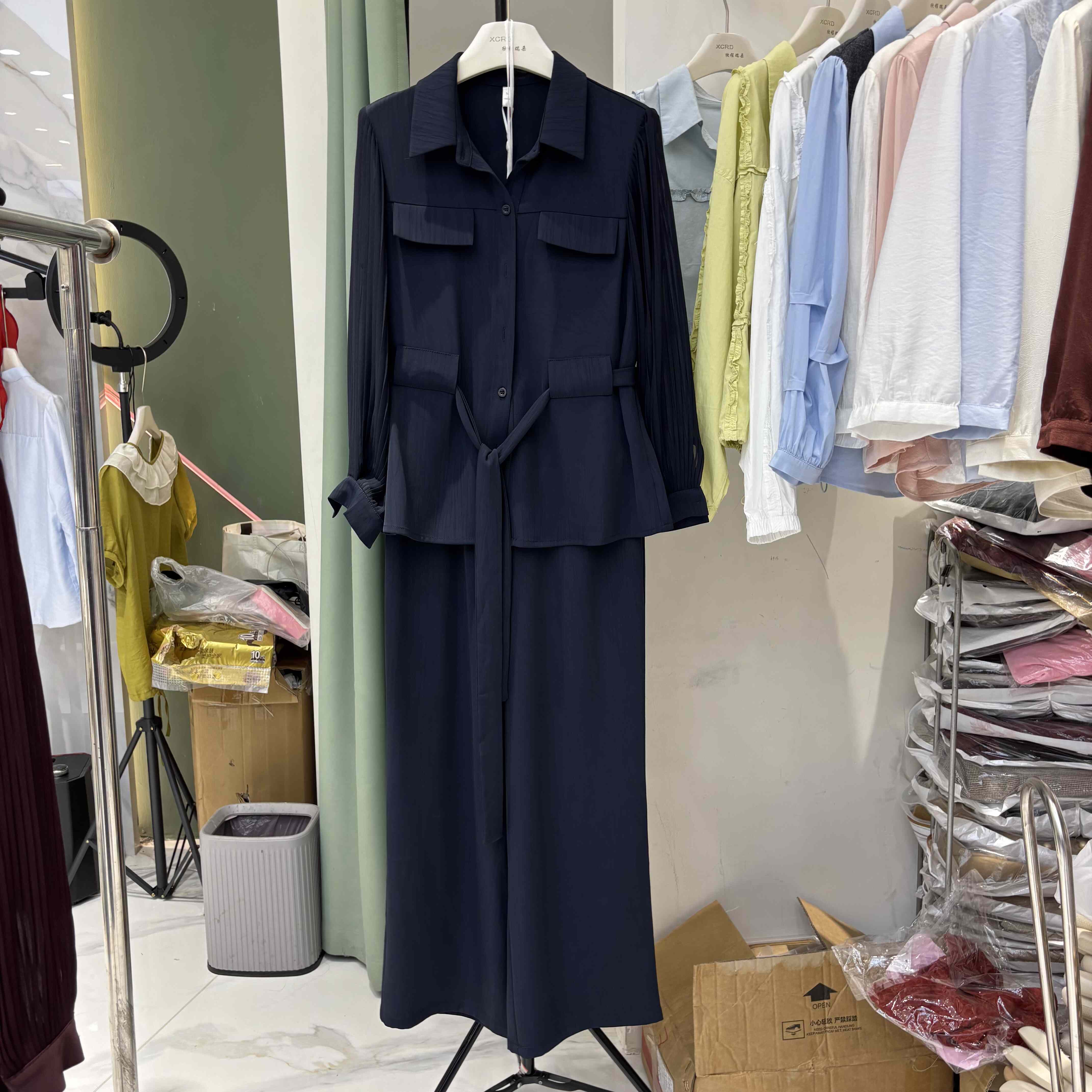 2025年秋装长袖衬衫上衣搭配阔腿裤两件套洋气中年妈妈套裤女流行