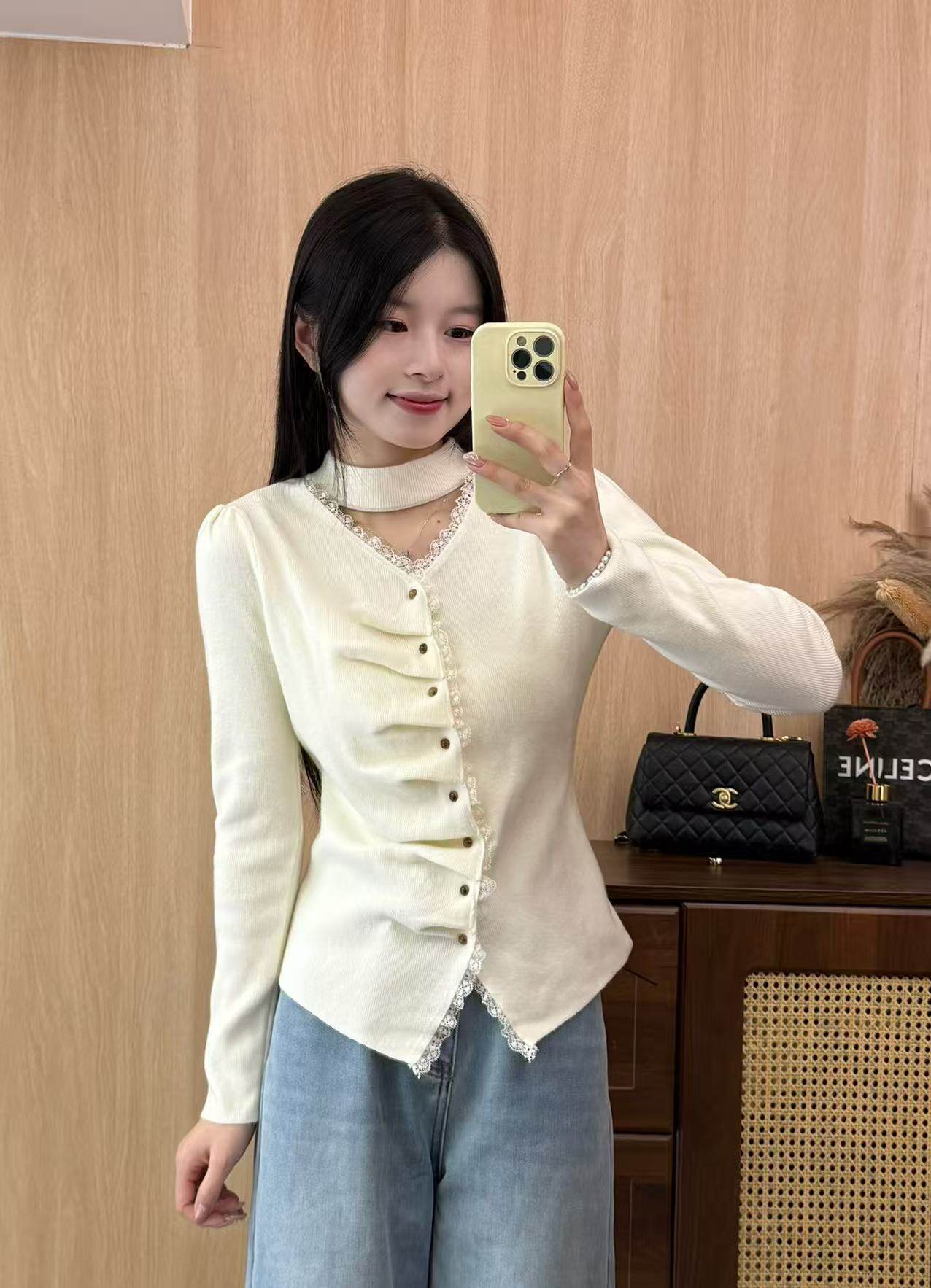 法式v领珍珠单排扣褶皱蕾丝花边拼接设计感纯欲风修身针织开衫潮