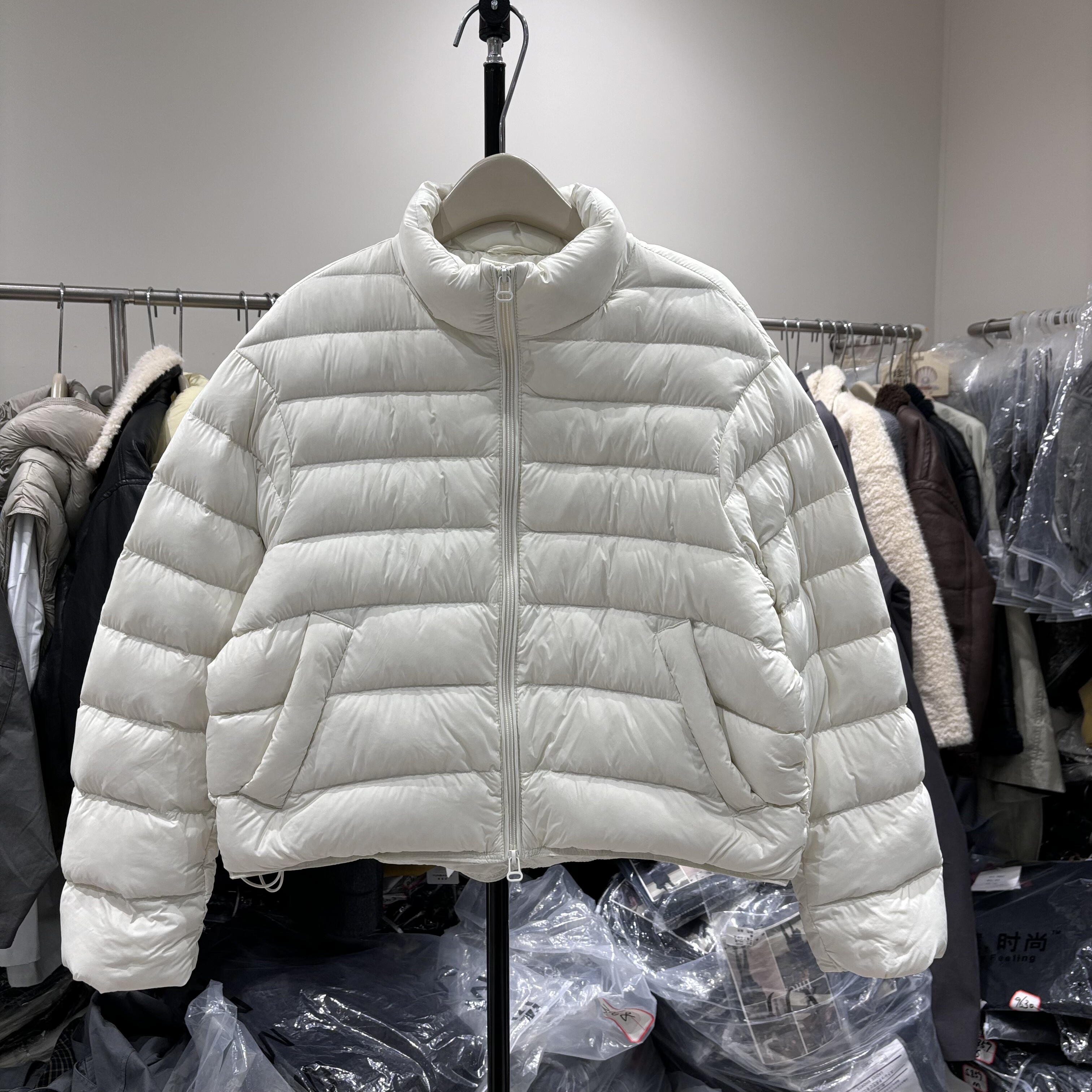 排骨羽绒服女2025新款韩版立领宽松小个子90白鸭绒面包服外套8690