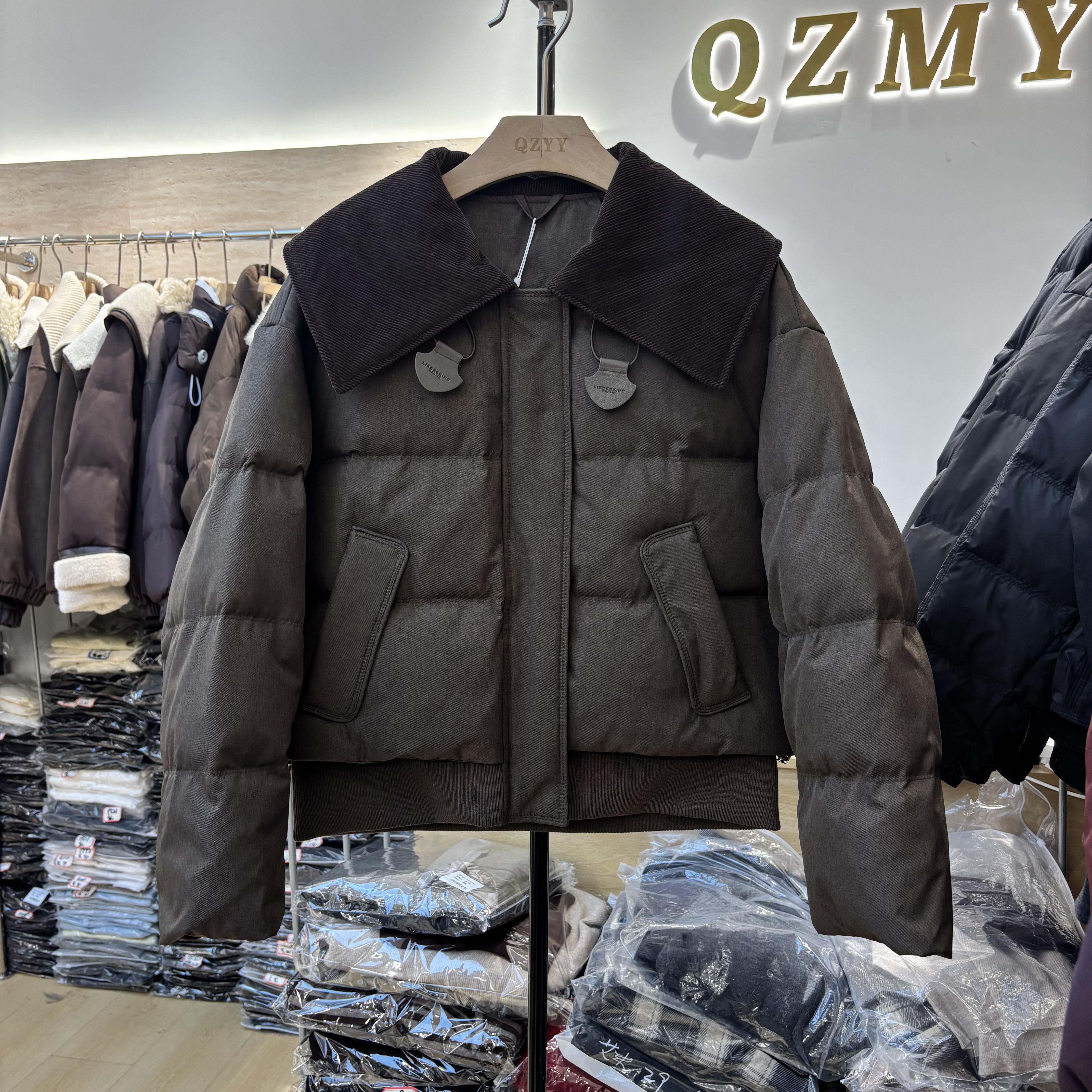 韩版高品质针织拼接翻领女2025冬季新款小个子宽松保暖外套 25910