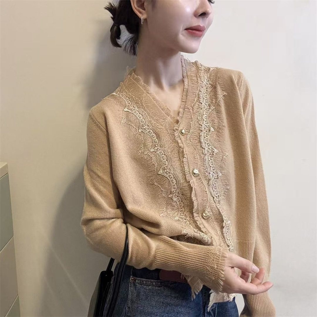 温柔风蕾丝钩花拼接V领针织开衫女2026春季新款系穿搭毛衣外套996,女装/女士精品,毛针织衫,淘宝优惠券,粉丝福利购,淘宝优惠卷