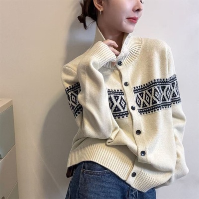 高级复古提花羊毛针织开衫女2025冬季新款宽松显瘦毛衣外套138-57