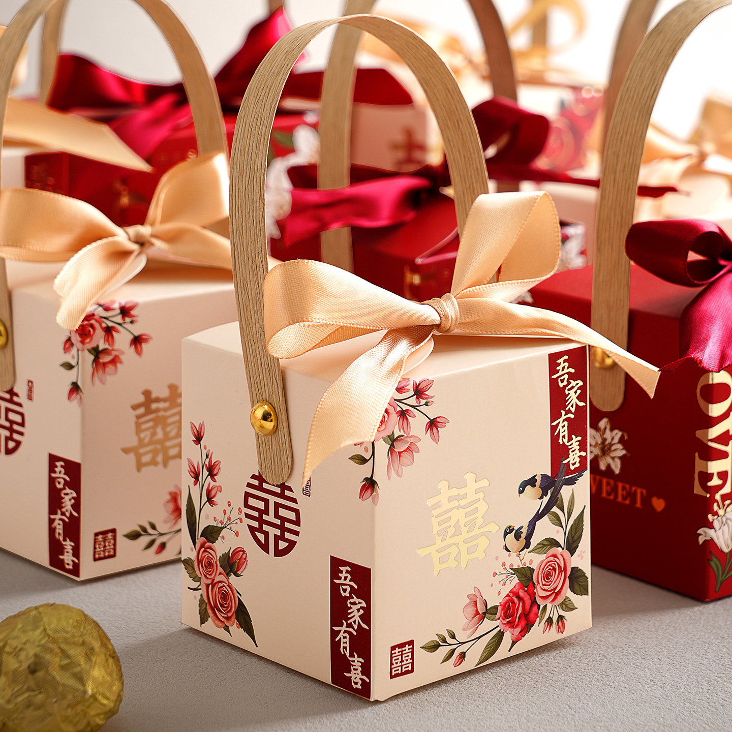 结婚喜糖盒2025新款小众高级感礼盒订婚婚礼手提伴手礼糖果空盒子