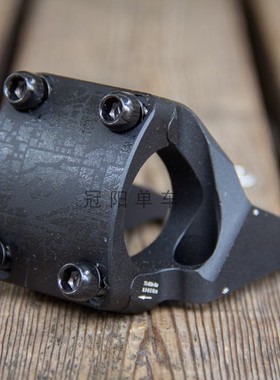 RACEFACE ATLAS DM 31.8 30/50mm DH速降 直装把立 黑色 红色