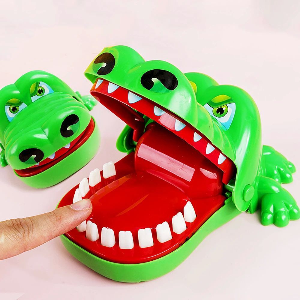 1 Box Crocodile Teeth Finger Biting Game Tricky Stress Relie