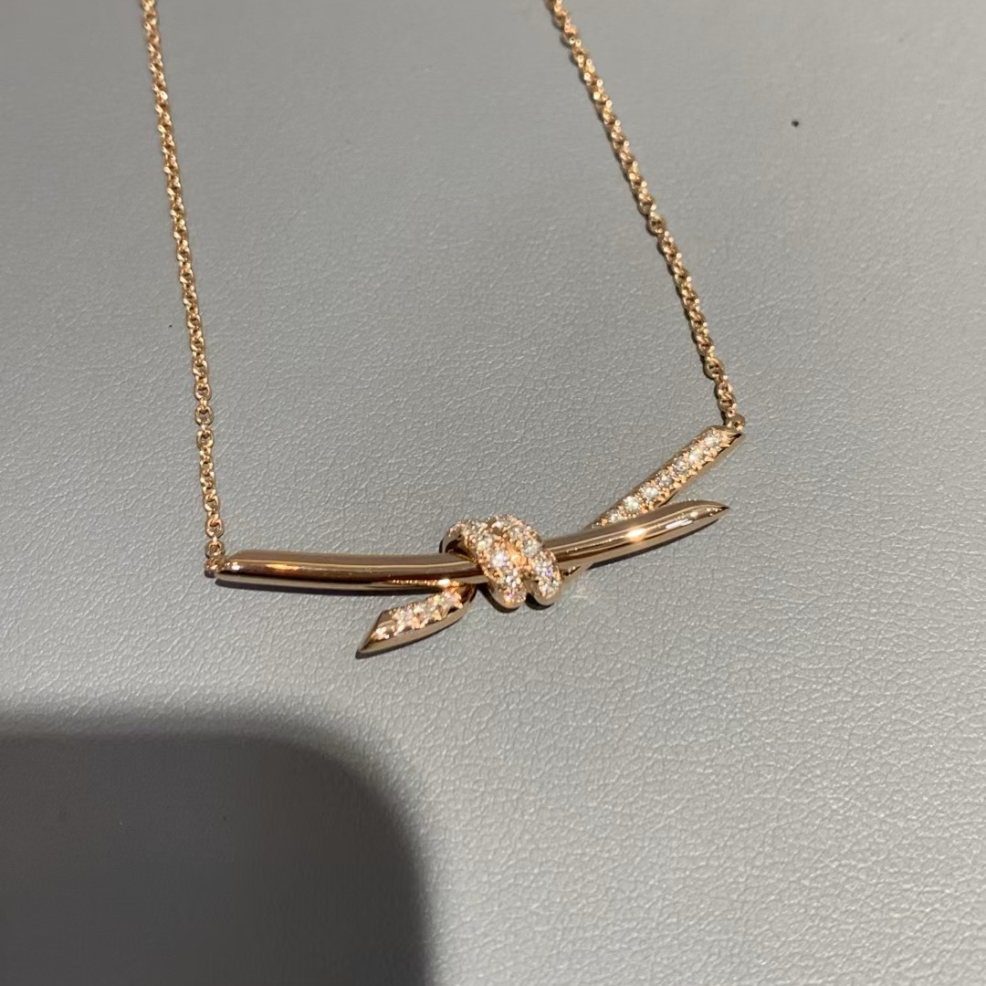 18k 金玫瑰金人工合成培育钻石项链 knot 打结项链锁骨链